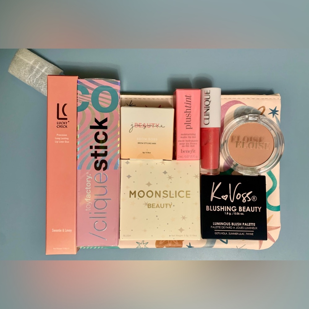 🌟9 Piece makeup bundle🌟